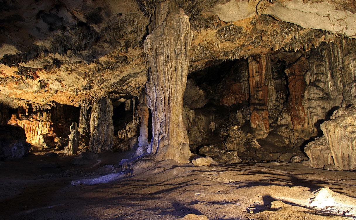 Cave Hvar